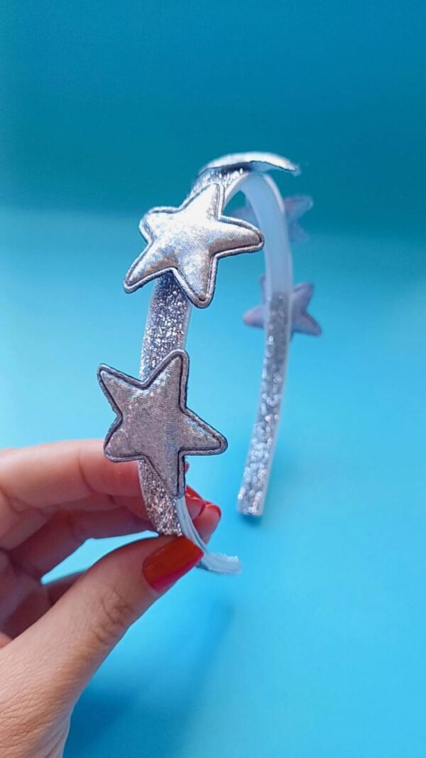 Tiara Inquebrável Prata com Estrelas e Fita Lurex Brilhante - Imagem 2